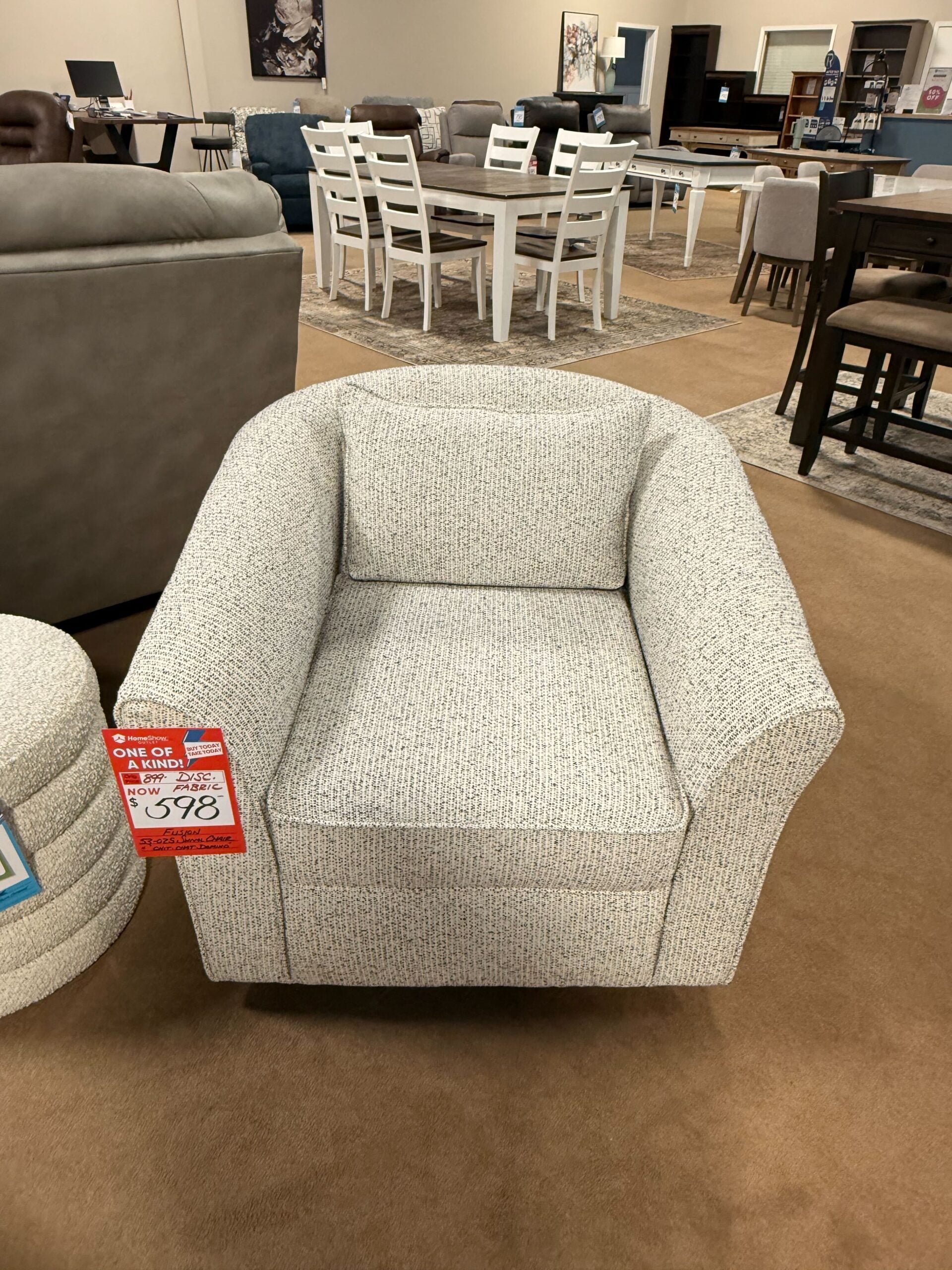 Fusion Swivel Chair