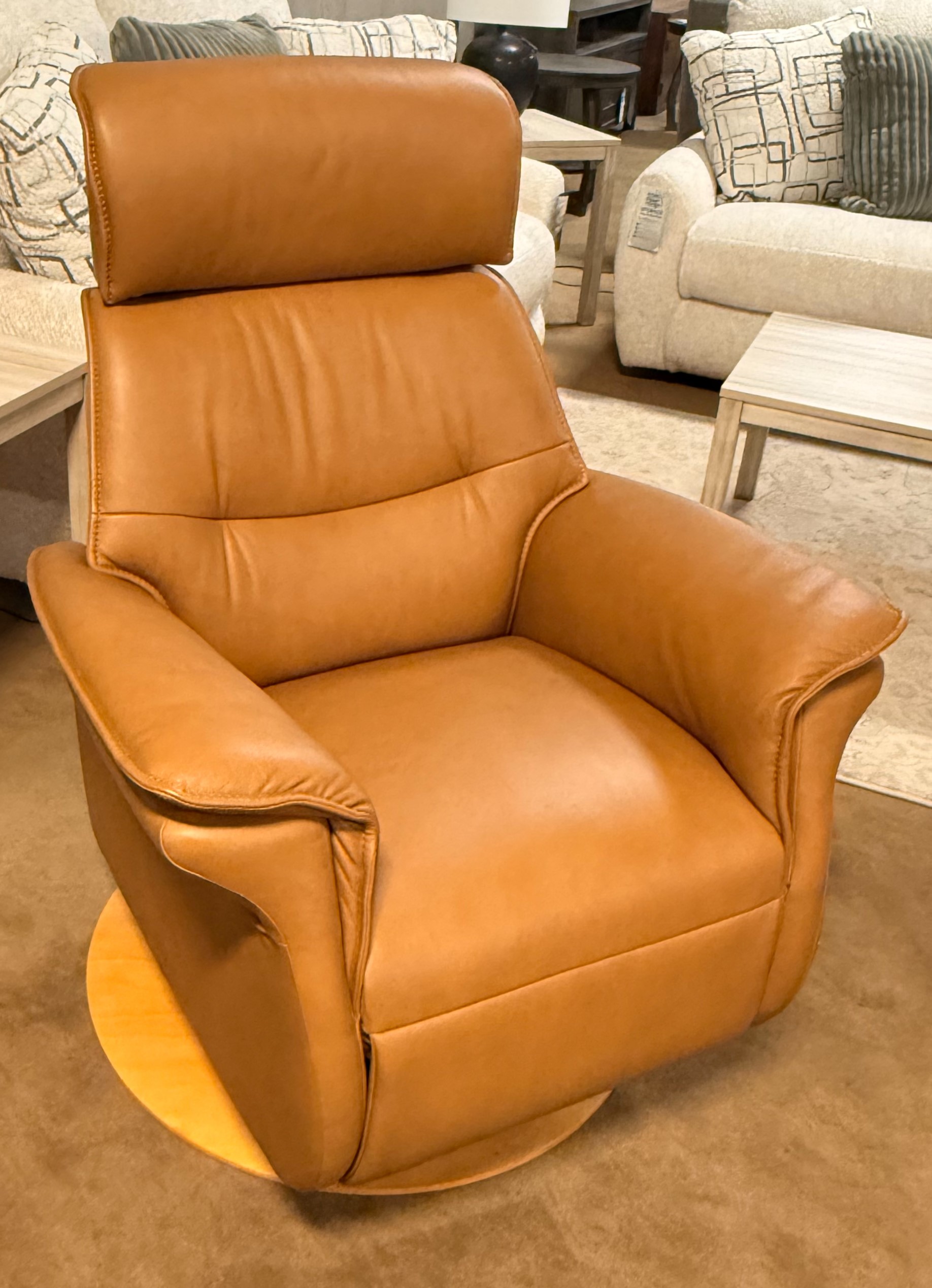 IMG_4049 IMG Leather Zero G Relaxer - Image 1