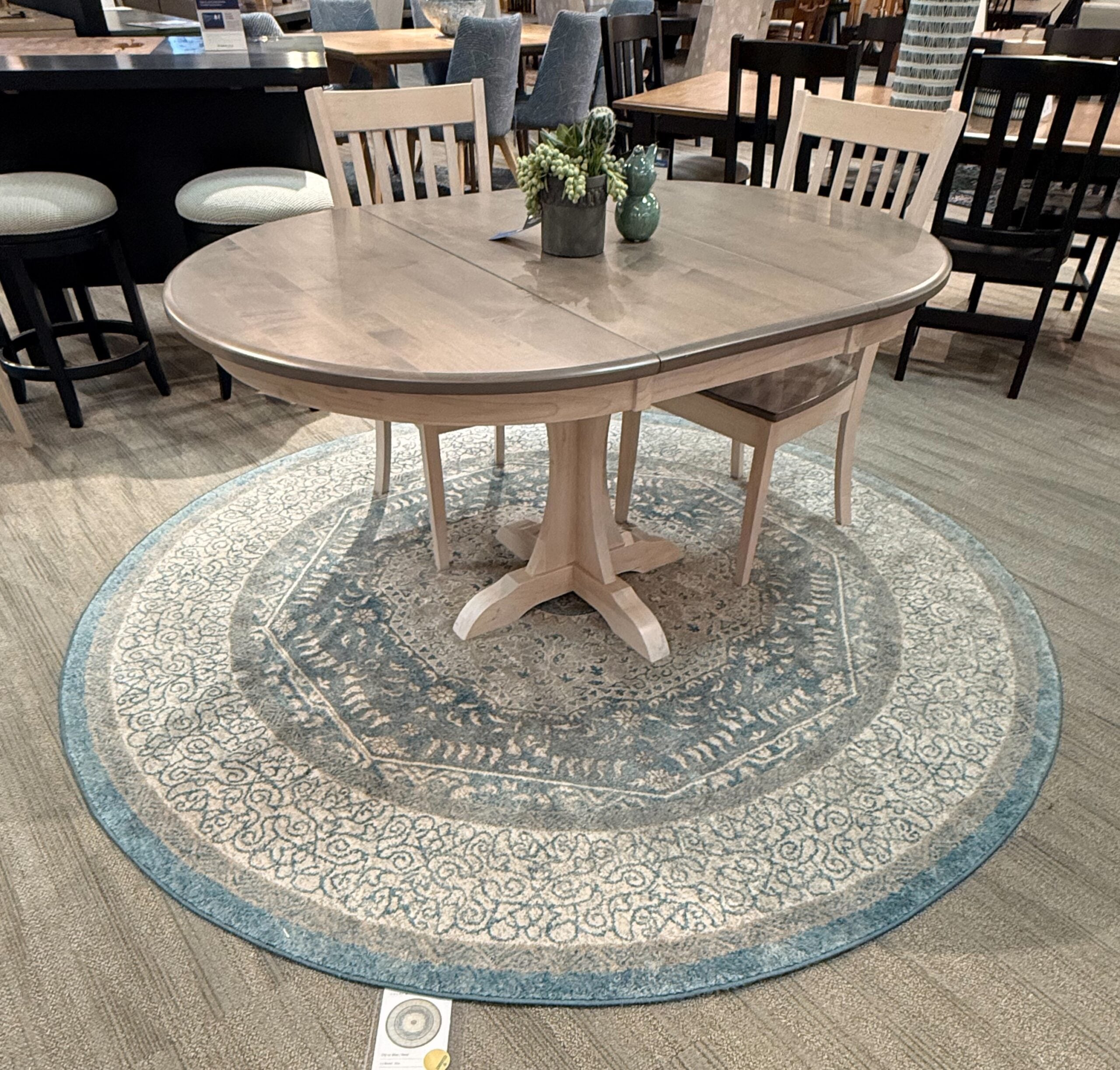 Loloi Round Rug